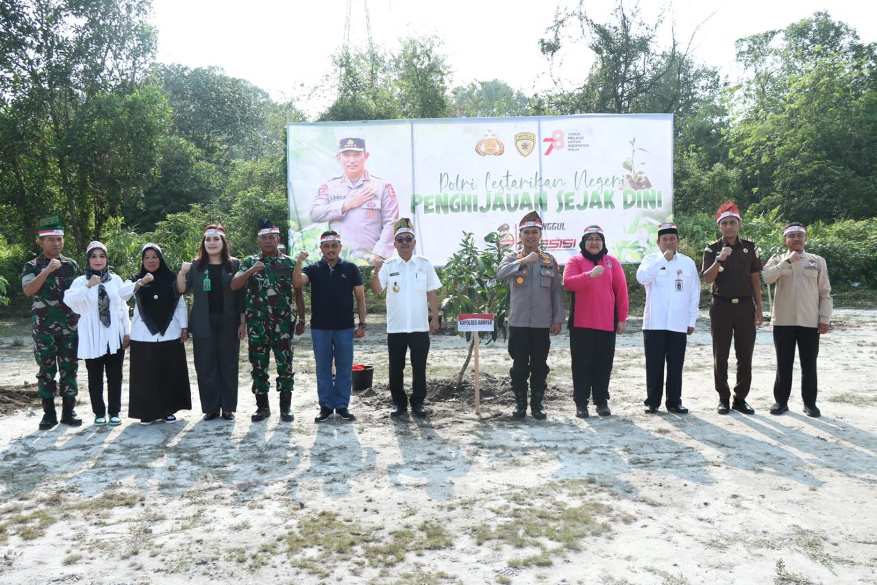 Polres Kampar Dan Forkopimda Sukseskan Penghijauan Sejak Dini